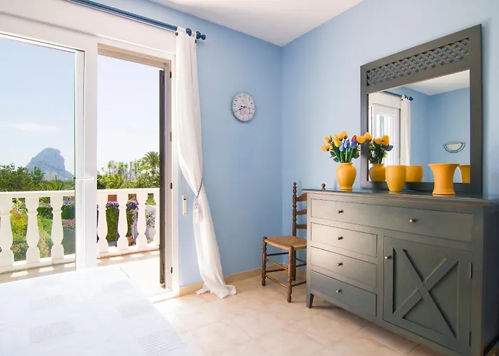 Con Piscina - Calpepark 卡尔佩